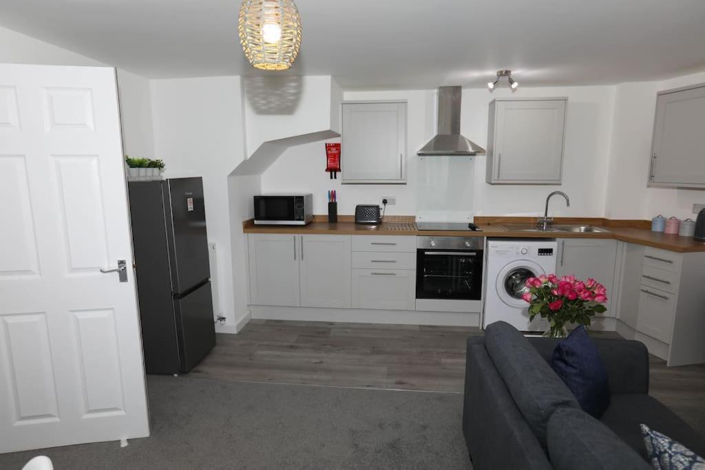Exmouth - Apartment 1, Strand House - Modern 2 Bedroom Apartment, Perfect Location For Access To Beach & Town Centre - Sleeps 4 Guests - No Parking - Hosted By Rentmyhouse Εξωτερικό φωτογραφία