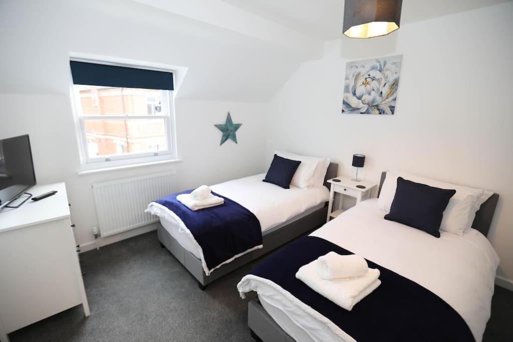 Exmouth - Apartment 1, Strand House - Modern 2 Bedroom Apartment, Perfect Location For Access To Beach & Town Centre - Sleeps 4 Guests - No Parking - Hosted By Rentmyhouse Εξωτερικό φωτογραφία